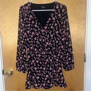 Express Black Floral Long Sleeve Romper with Pockets- Size Small. EUC.